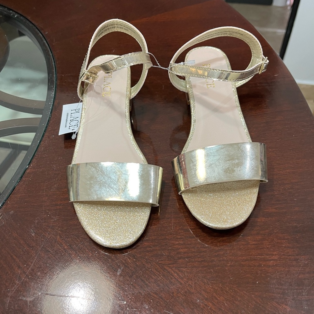 - - - - - Gold dress sandals for young girls, adjustable ankle straps, co…